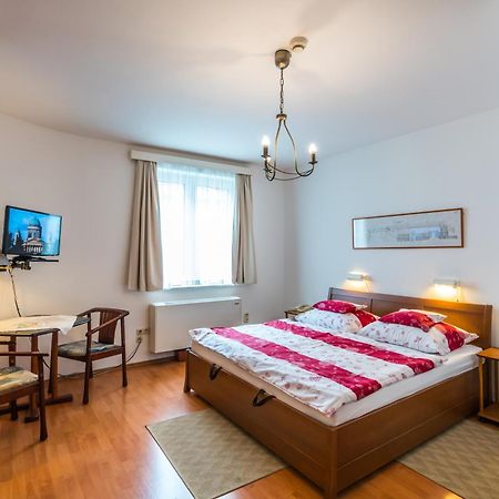 Szent Kristof Panzio Hotel Esztergom Eksteriør billede