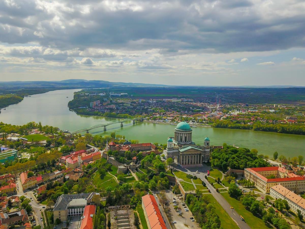 Szent Kristof Panzio Hotel Esztergom Eksteriør billede