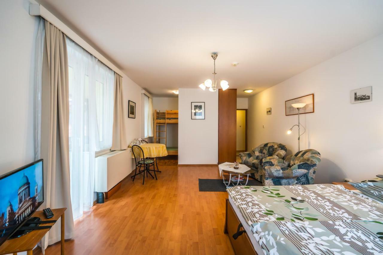 Szent Kristof Panzio Hotel Esztergom Eksteriør billede