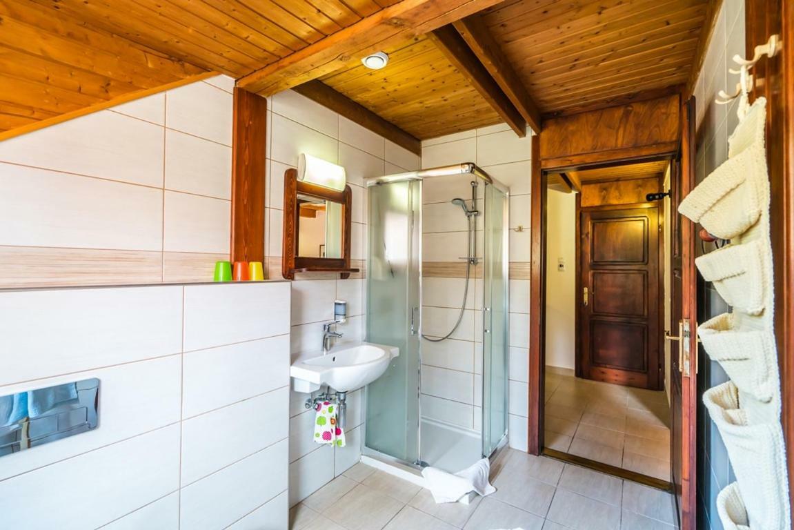 Szent Kristof Panzio Hotel Esztergom Eksteriør billede