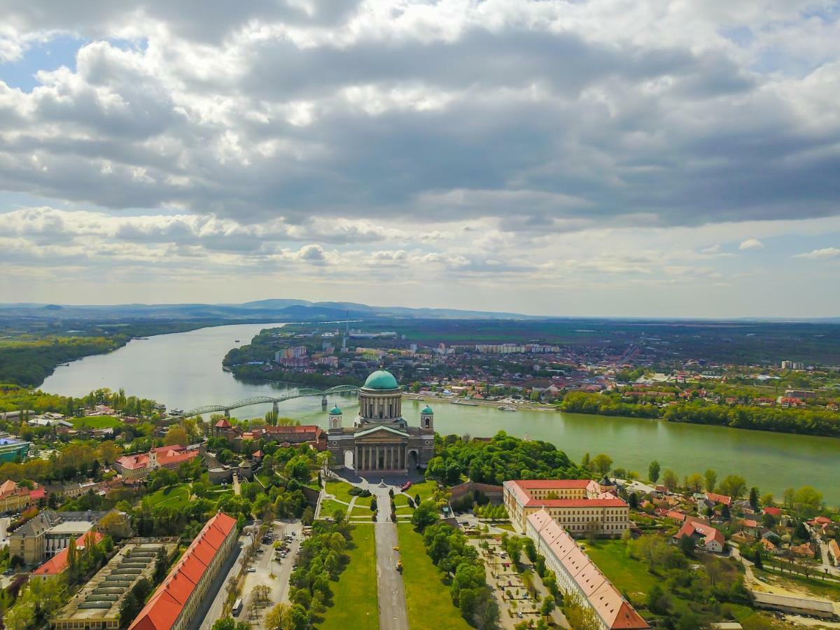 Szent Kristof Panzio Hotel Esztergom Eksteriør billede